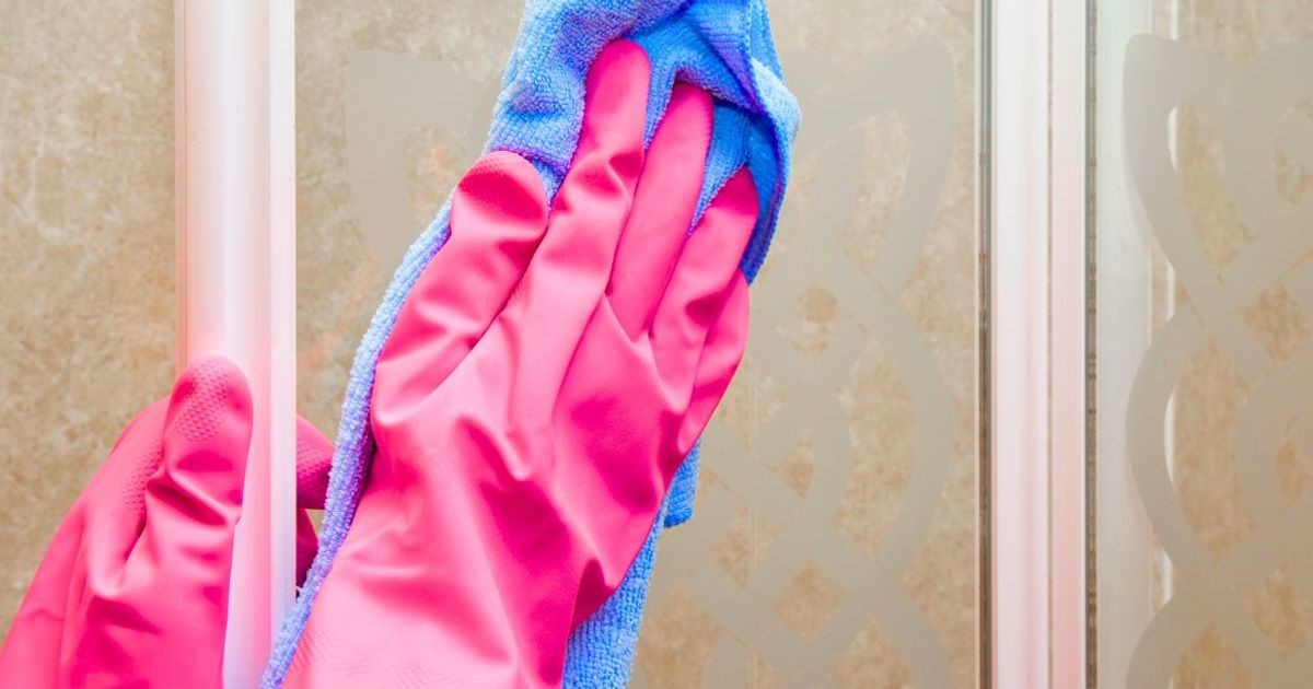 Clean Glass, Clear Values: The Civic Case for the 30-Second Shower Routine