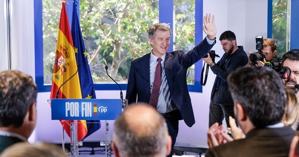 Feijóo arenga a la derecha española: «No vamos a permitir la manipulación emocional del pueblo»