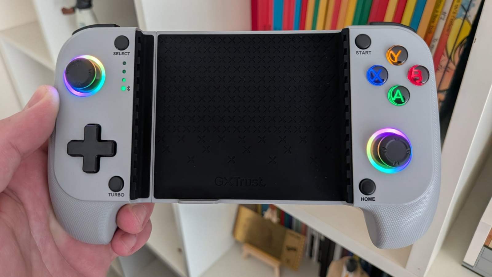 Test GXTrust GXT 735G : la manette mobile à moins de 40 €