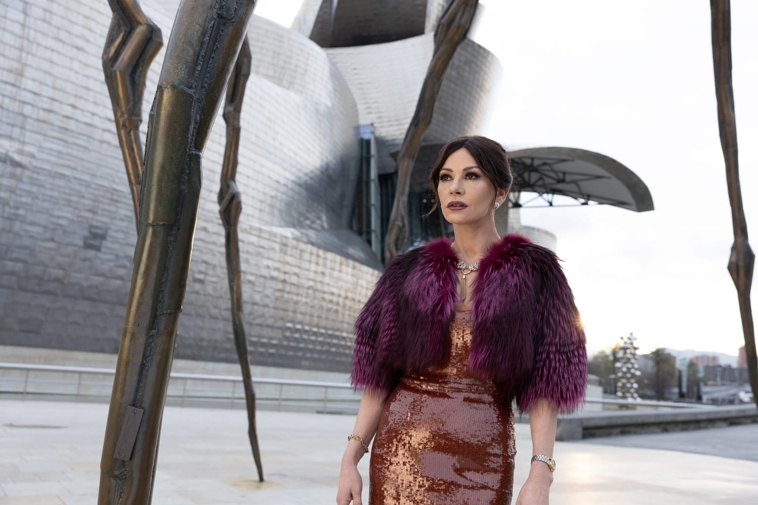 Kill Jackie : Catherine Zeta-Jones, ex-trafiquante, règle ses comptes à la mode HBO