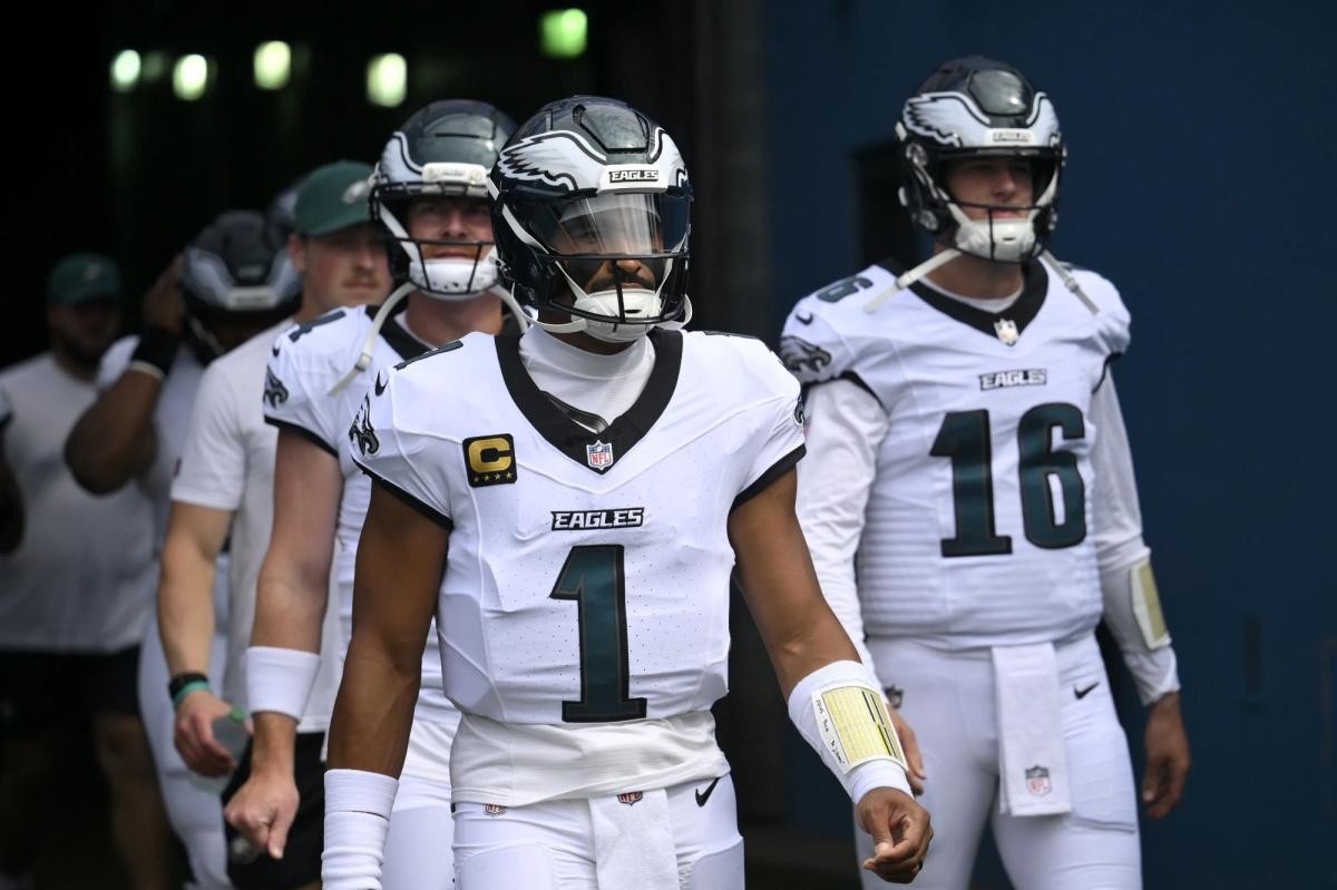 Eagles vs. Bears: How to unlock $5,000 in betting bonuses for MNF