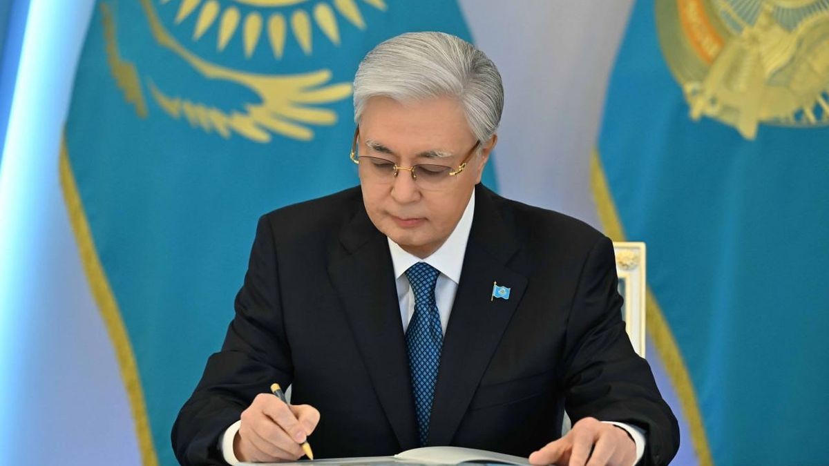 Тоқаев Қазақстан Халық Кеңесінің жаңа құрамын бекітті: 126 тұлға, бір мақсат
