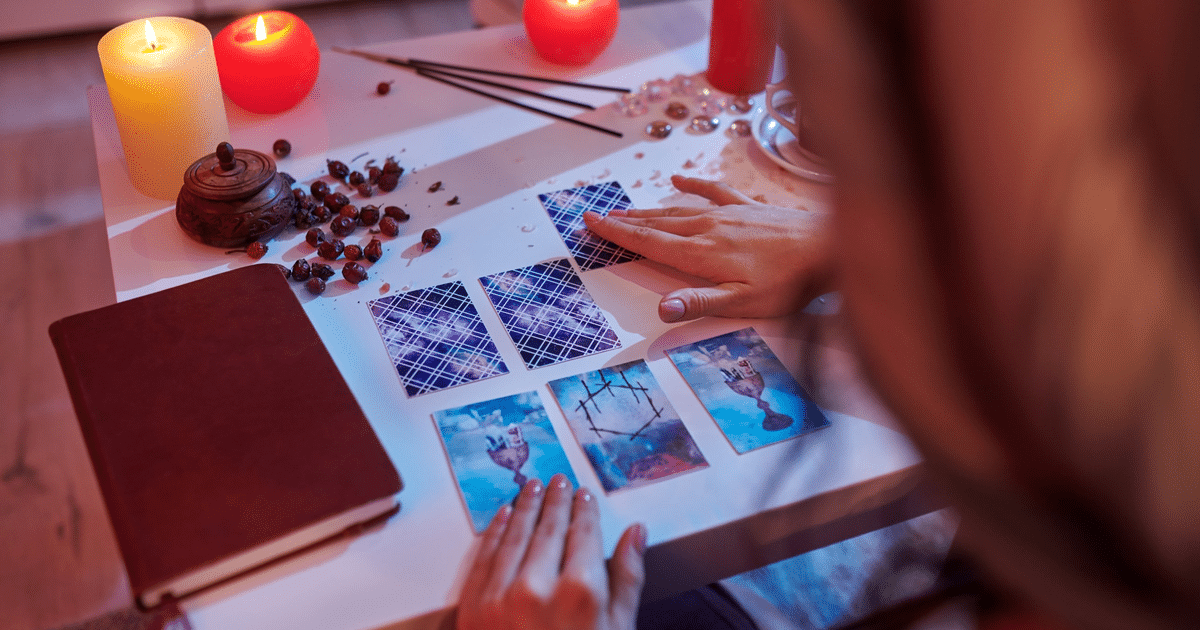 Tarot de hoje: previsões para os 12 signos em 12/10/2026