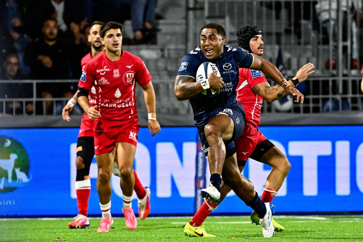 Rugby : le SUA signe sa première victoire à Armandie et honore la mémoire des luttes africaines